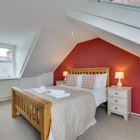 2 Bed In St Ives Oc-Wyp026-3